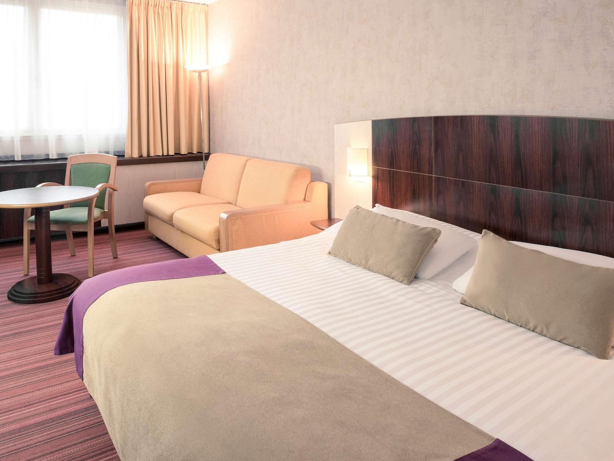 Mercure Besancon Parc Micaud - Hotel & Bar Ngoại thất bức ảnh