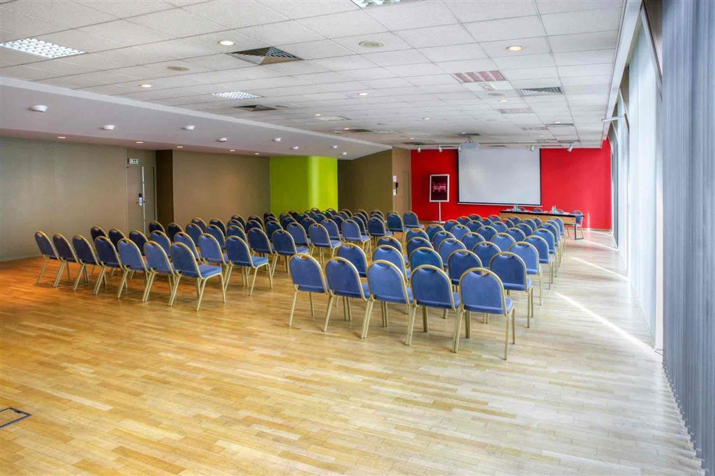 Mercure Besancon Parc Micaud - Hotel & Bar Ngoại thất bức ảnh