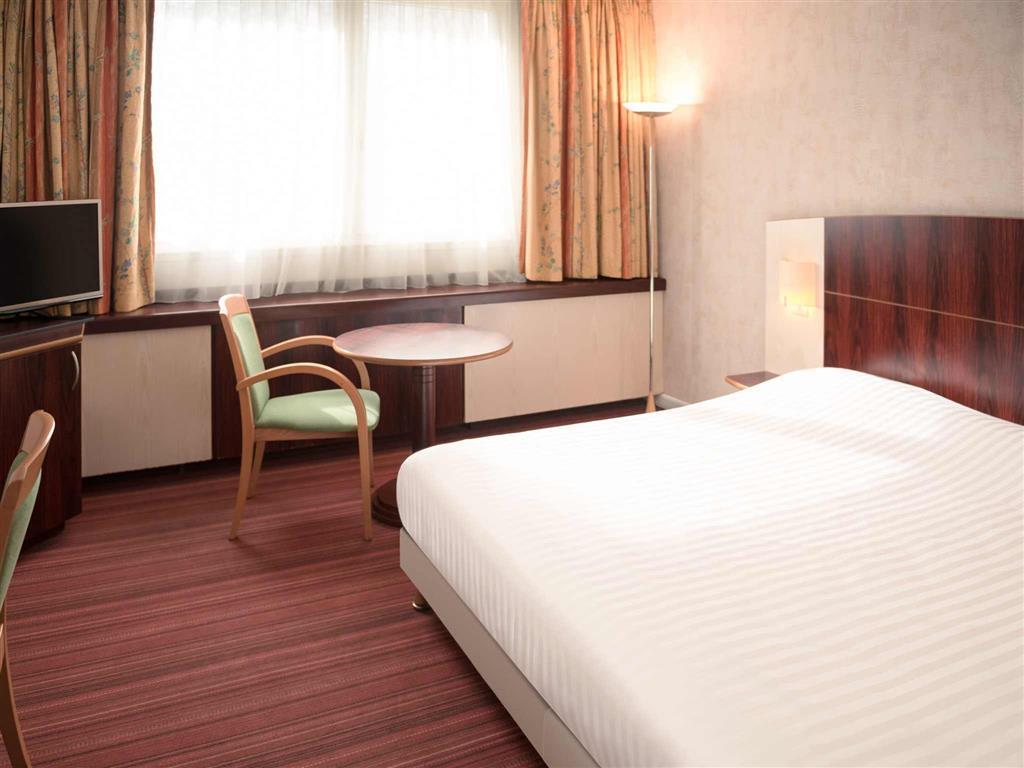 Mercure Besancon Parc Micaud - Hotel & Bar Ngoại thất bức ảnh