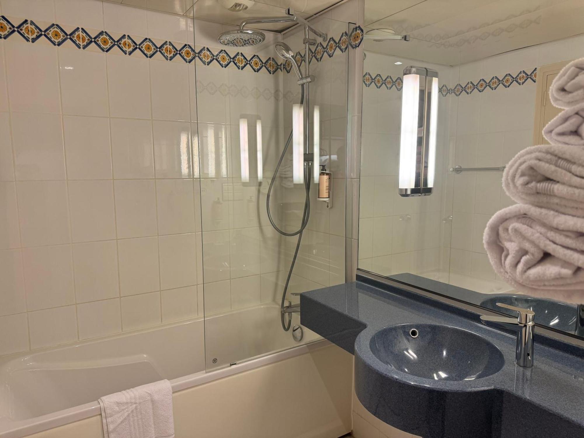 Mercure Besancon Parc Micaud - Hotel & Bar Ngoại thất bức ảnh
