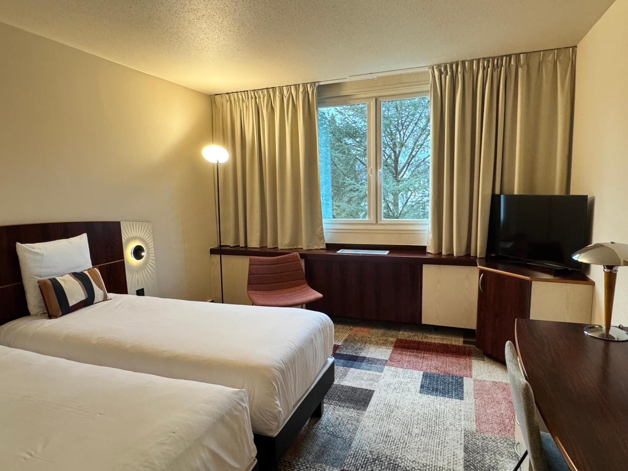 Mercure Besancon Parc Micaud - Hotel & Bar Ngoại thất bức ảnh