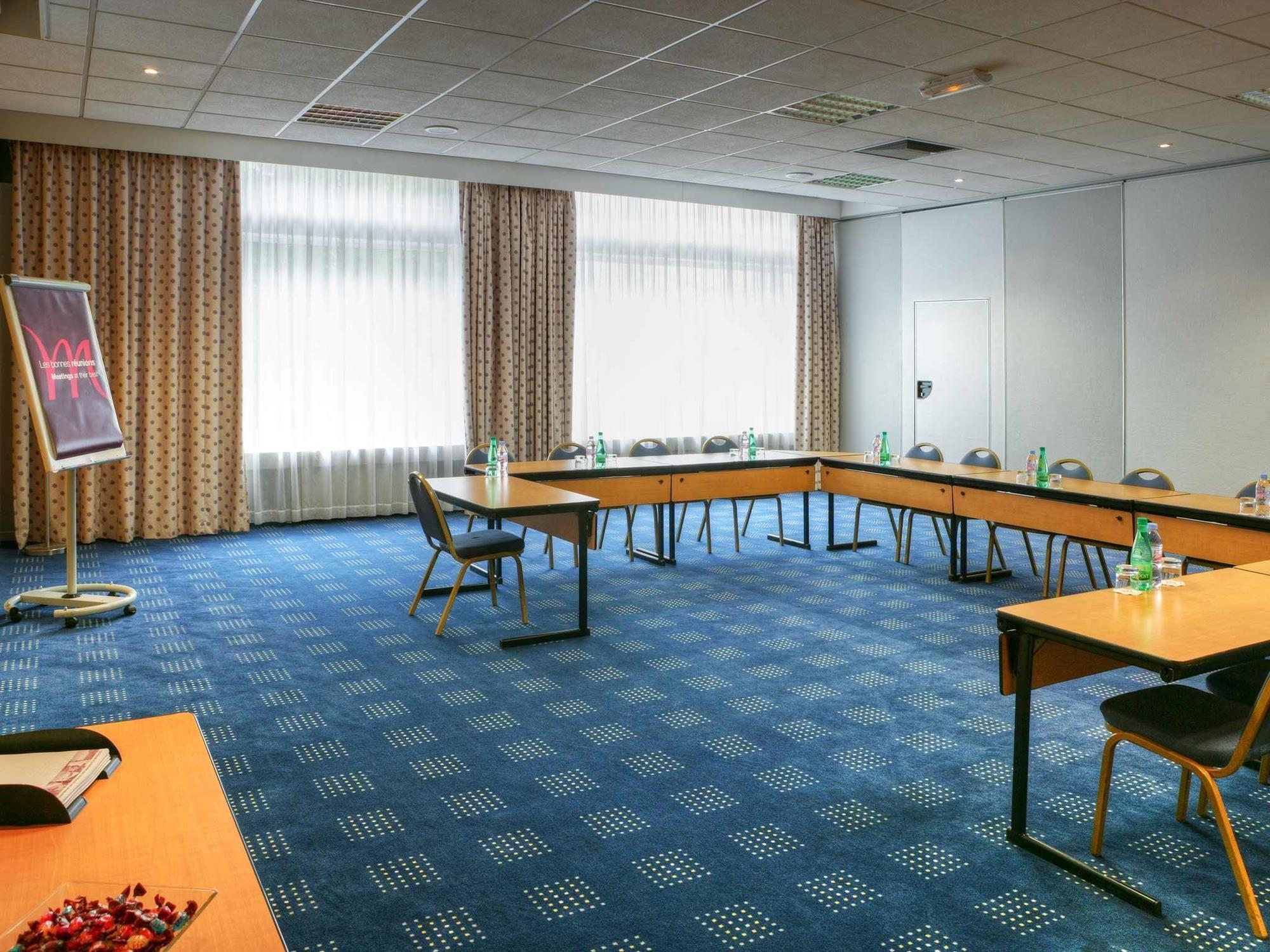 Mercure Besancon Parc Micaud - Hotel & Bar Ngoại thất bức ảnh